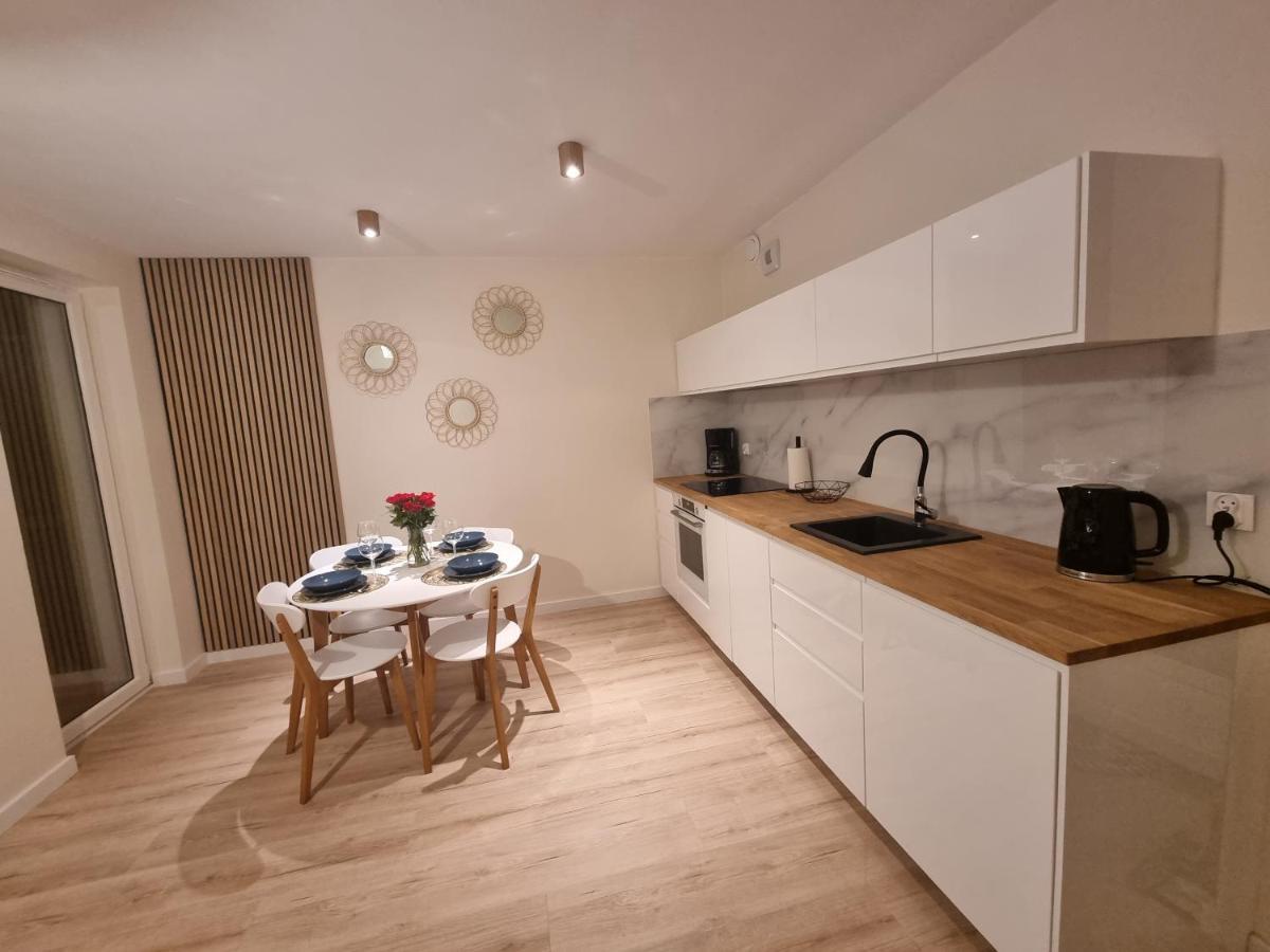 Apartament Osiem Gwiazdek จิปโนแวค ภายนอก รูปภาพ